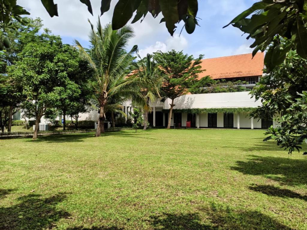 El Hotel Banyuwangi Banyuwangi  Exterior foto
